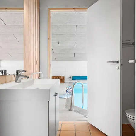 Cozy In Hjorring With Sauna Vakantiehuis *